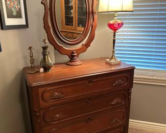 Antique DAVIS CABINET CO Walnut Dresser with Mirror