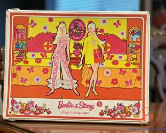 Barbie and Stacy 1969 Sleep N'
Keep Case
