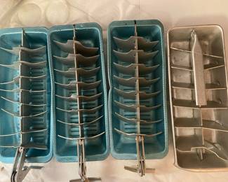 VINTAGE ICE TRAYS