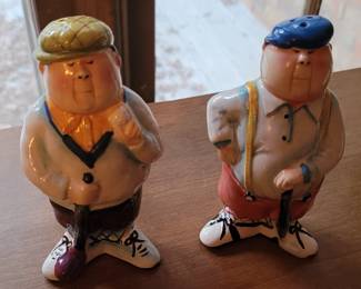 SALT AND PEPPER SHAKERS