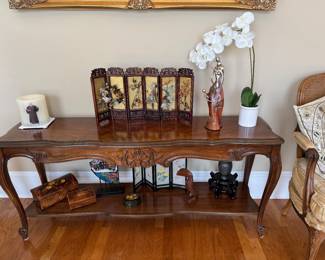 Beautiful sofa table