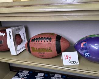 Footballs 