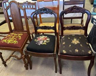 7 Chairs 