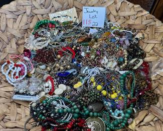 Jewelry Lot 