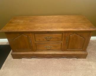 LANE CEDAR CHEST