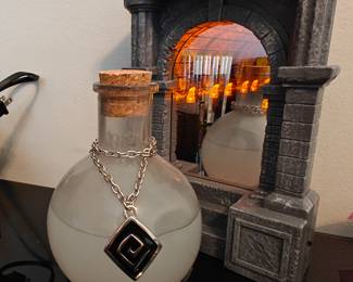 LED POTION DESK LAMP