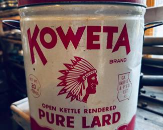 Koweta Pure Lard
Located in the “General Store” room, 1st room right off the kitchen