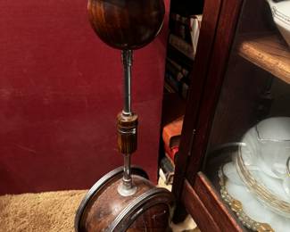 Art deco rolling ashtray