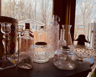 1000’s of pieces of glassware. Bottles, lamps, many many more.
Located in the “General Store” room, 1st room right off the kitchen