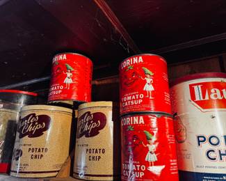 Katsup, Lays, and more!
Located in the “General Store” room, 1st room right off the kitchen