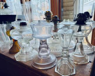 Oil lamp varieties
Located in the “General Store” room, 1st room right off the kitchen