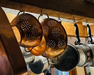 Copper cookware
Located in kitchen