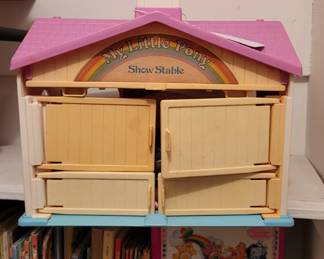 Little Pony Stable