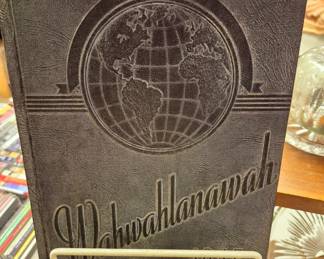 Vintage "Wahwahlanawah" Benton High School yearbooks. 1945