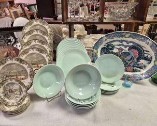 Modern and vintage. "The FriendlyVillage" by Johnson Brothers and everyday IKEA plates and bowls