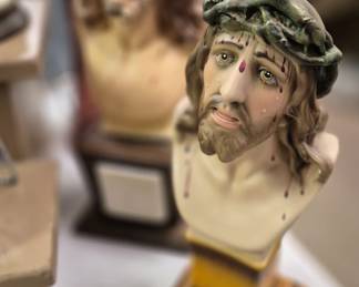 Much, much religious items!!