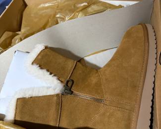 Many Unused Shoes/Boots, Sizes 9-9.5-10.