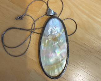 Mother of Pearl Necklace 