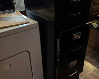 4 drawer Filing Cabinet