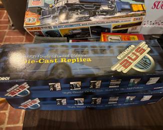 Die Cast Replica Vintage Bus Lines