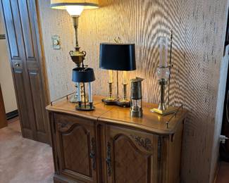 Hickory Mfg Server.  Both sides slide out.  Beautiful vintage lamps, Mariner Lamp and Tall Globe and Brass Lamp