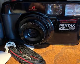 Pentax 1QZoom 700
