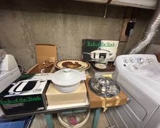 SMALL NEW IN BOX APPLIANCES AND PLATTERS