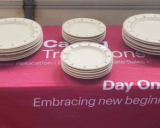 Provincial Post By Hartstone Dinner Salad Plates