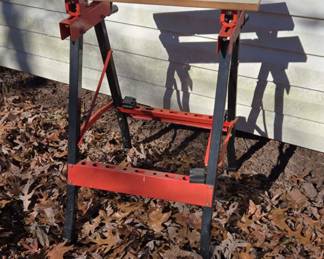 Small Collapsible Metal Work Bench