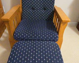 Solid Wood Glider Rocker With Matching Glider Ottoman