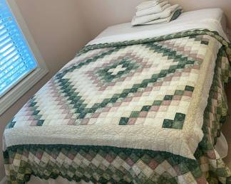 FullSized Bed And Bedding with beautiful Quilt