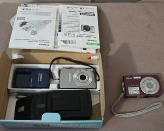Canon Powershot SD750 And Nikon Coolpix