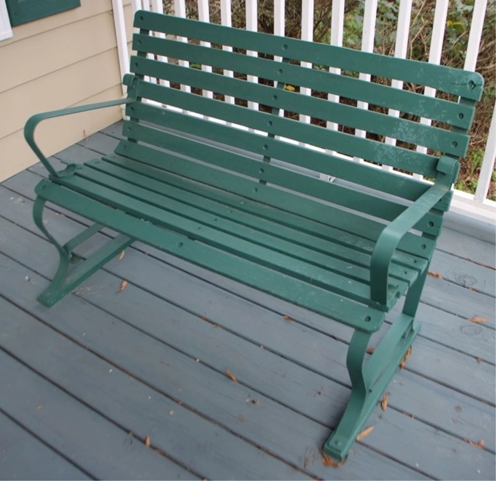 1 - Wood / Metal Garden Bench 31" x 42" x 21"