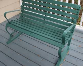 1 - Wood / Metal Garden Bench 31" x 42" x 21"