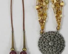 2045 - 2 Necklaces