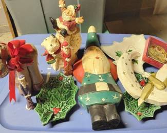 613 - Lot of Assorted Christmas Items