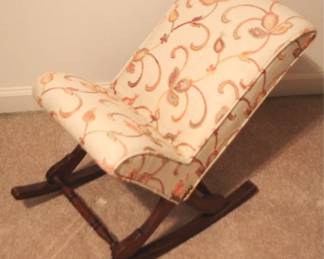 368 - Rocking Gout Footstool - 19" x 21" x 12"