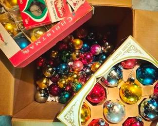 610 - Box of Several Vintage Christmas Ornaments