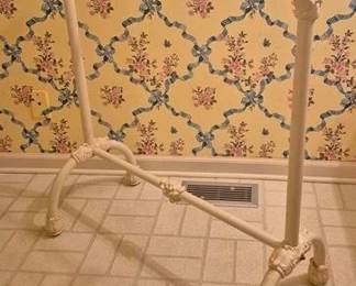 1165 - Iron & Brass Towel Rack 32 x 11 x 39