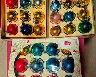608 - 3 Boxes Vintage Christmas Ornaments