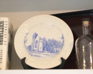 1043 - Lot of Assorted Items