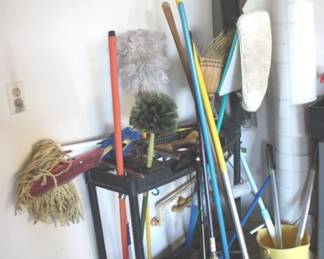 251 - Lot Assorted Items