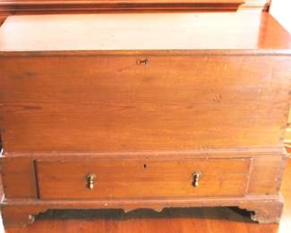 240 - Bracket Foot Blanket Chest w/ Drawer & Key 47" x 18.5" x 32.5"