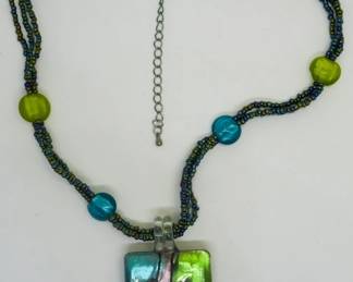 2028 - Beaded Necklace Art Glass Pendant