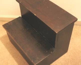 384 - Wood Bed Steps - 20" x 17" x 15"