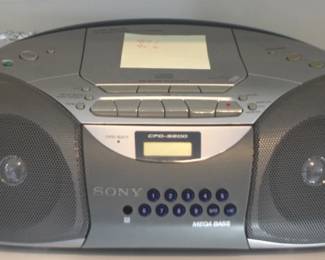 1038 - Sony AM / FM / CD / Radio - 14" x 10" x 7" You are buying a used as-is electric/electronic item. We do not guarantee all components are present, and if it is not expressly stated, it is untested.