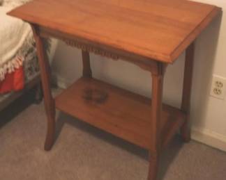 345 - Wood Table - 29" x 28" x 19"