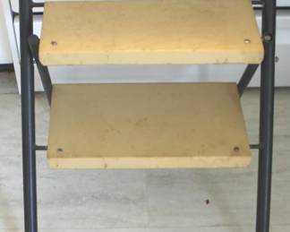1024 - Metal Step Stool - 20" x 14" x 18"