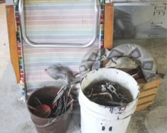 445 - Lot Assorted Items