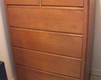1054 - Wood Dresser - 34" x 20.5" x 49"